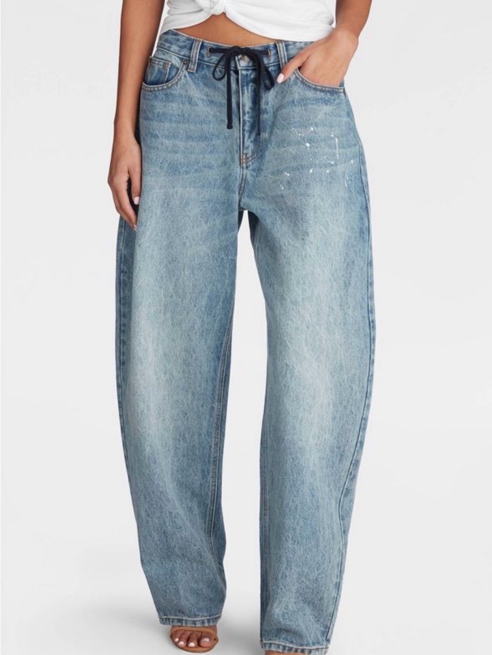 KBB by KAHLANA Women's Mid-Rise Barrel Leg 'The Lynnox Jean'